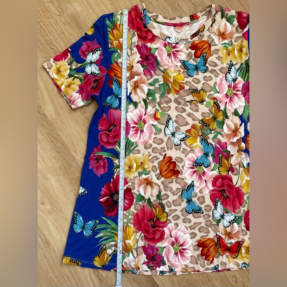 Floral Multicolor Women's Top - Picture 6 of 8
